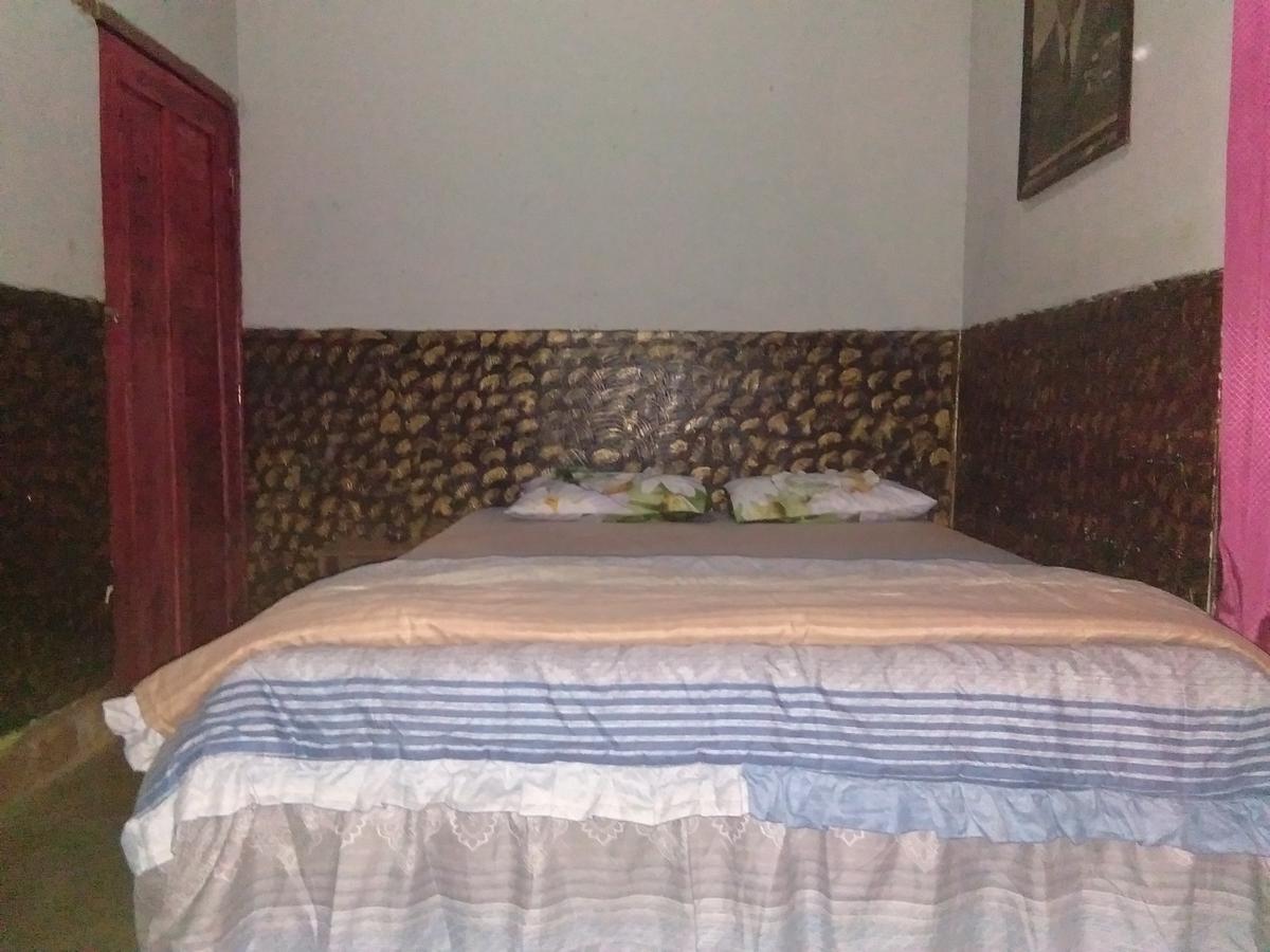 Jaya Homestay Tetebatu Exterior photo